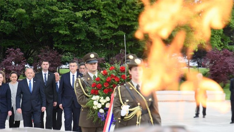 Advancing economy, catching up with developed EU members 